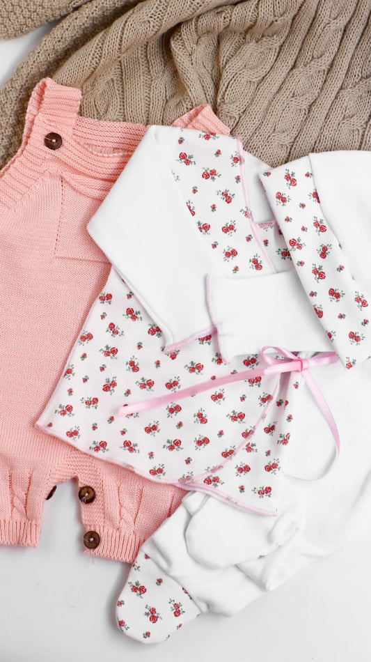 Conjunto de 4 piezas con cinta estampada